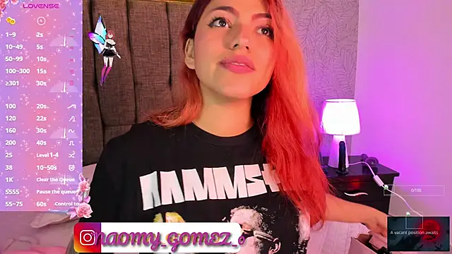 Naomy veracruz  online show from 20, 10, 2025