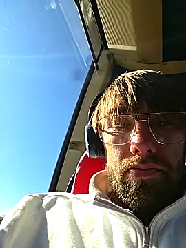 Snapshot of Fuckboy4public chatting on 9, 10, 2025 Fuckboy4public online show from 9, 10, 2025