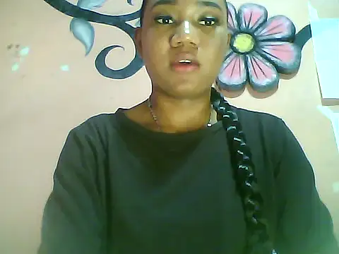 Snapshot of Fariana01 chatting on 7, 2, 2025 Fariana01 online show from 7, 2, 2025