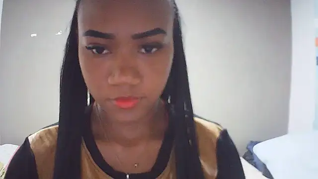 Snapshot of Fariana01 chatting on 9, 6, 2026 Fariana01 online show from 9, 6, 2026