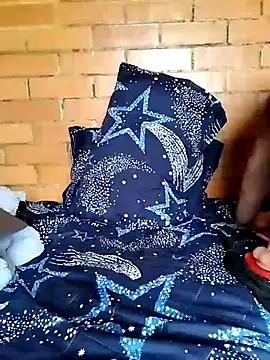 Scarlett45  online show from 18, 2, 2025