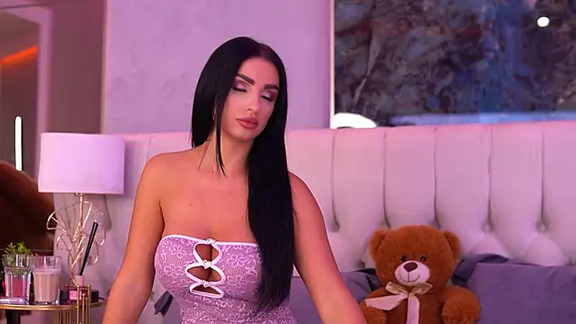 IsabelleHunt online show from 17, 9, 2025