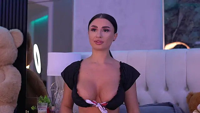 IsabelleHunt online show from 27, 9, 2025