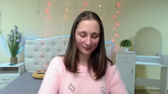 MichelLeee online show from 16, 1, 2025