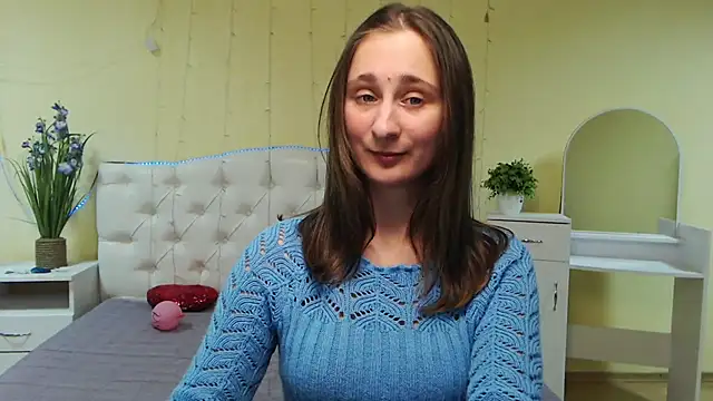 MichelLeee online show from 6, 2, 2025