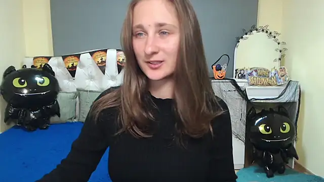 MichelLeee online show from 20, 10, 2025