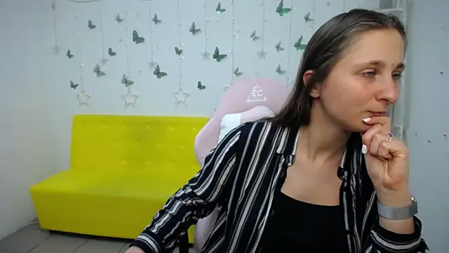MichelLeee online show from 28, 5, 2026