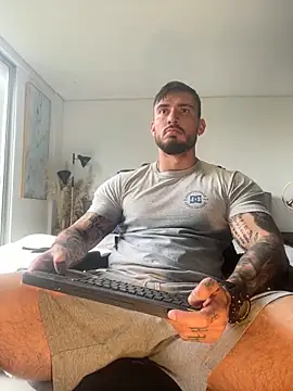 DimitriSullivan  online show from 20, 2, 2026