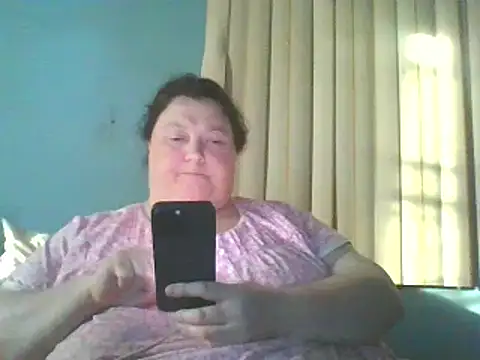 Honeybee2025 online show from 9, 1, 2025