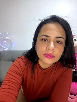 Snapshot of Leyna_Kenet chatting on 9, 12, 2024 Leyna Kenet online show from 9, 12, 2024