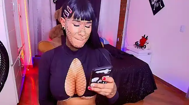 xl dakotadom online show from 17, 12, 2024