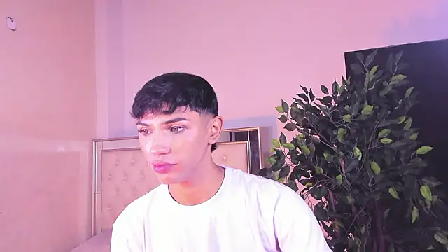 im sebaslopez online show from 6, 2, 2026