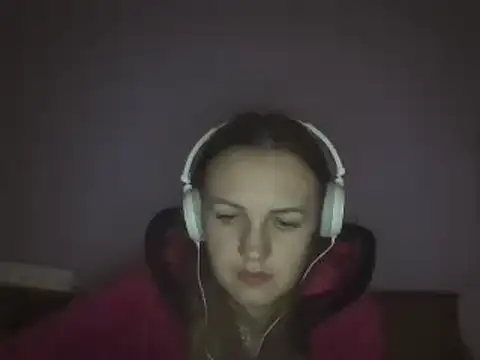 Milaniya261 online show from 2, 3, 2025