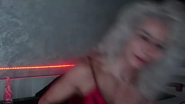 SquirtyFit Devil online show from 25, 12, 2024