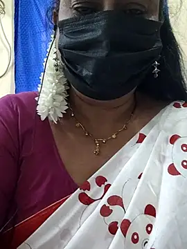 Snapshot of rekha_naier chatting on 13, 7, 2026 rekha naier online show from 13, 7, 2026