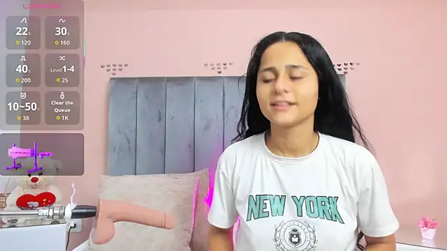 Giselle Roldan online show from 23, 11, 2025