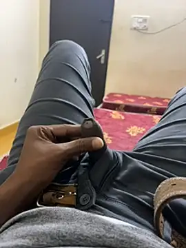 krishking1117 online show from 5, 12, 2024