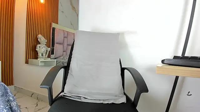 Snapshot of _Brihan chatting on 11, 12, 2024  Brihan online show from 11, 12, 2024