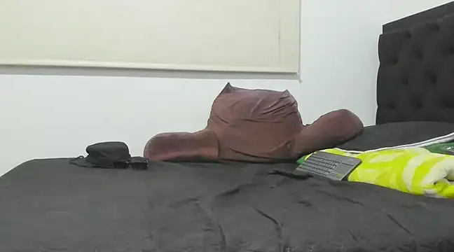 Snapshot of latin_bbc chatting on 12, 1, 2025 latin bbc online show from 12, 1, 2025