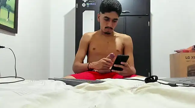 Snapshot of latin_bbc chatting on 1, 2, 2025 latin bbc online show from 1, 2, 2025