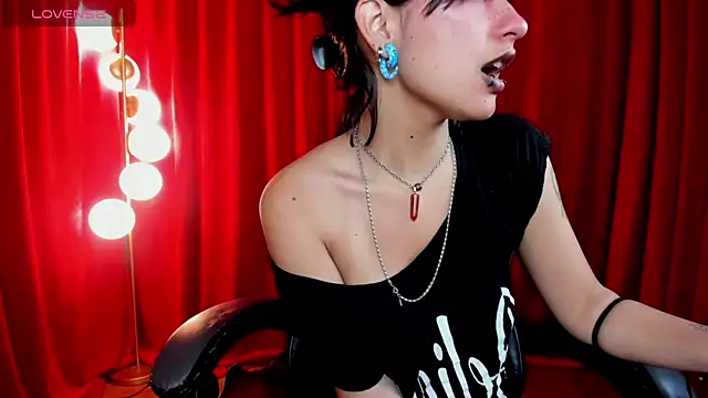 lilith hart online show from 31, 1, 2025