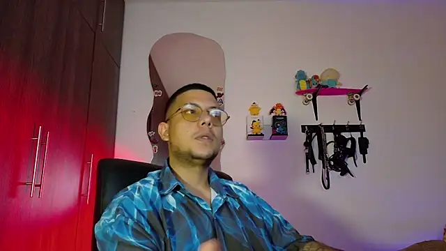 Snapshot of Nymphobuddies chatting on 9, 11, 2025 Nymphobuddies online show from 9, 11, 2025