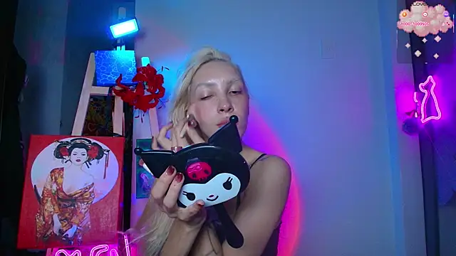 Snapshot of sweed_angel chatting on 4, 5, 2026 sweed angel online show from 4, 5, 2026