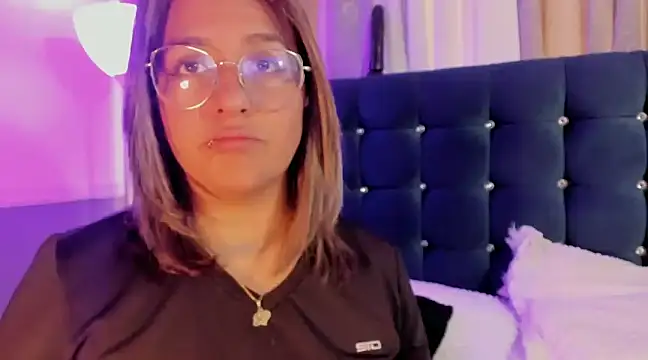 Snapshot of Pandoracherry chatting on 28, 2, 2025 Pandoracherry online show from 28, 2, 2025