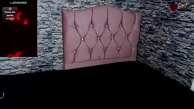 Snapshot of sofi_bronw chatting on 20, 9, 2025 sofi bronw online show from 20, 9, 2025