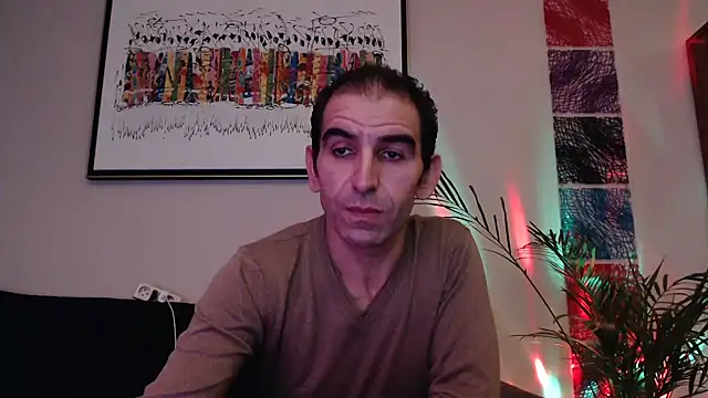 Snapshot of Samir_44200 chatting on 17, 10, 2025 Samir 44200 online show from 17, 10, 2025