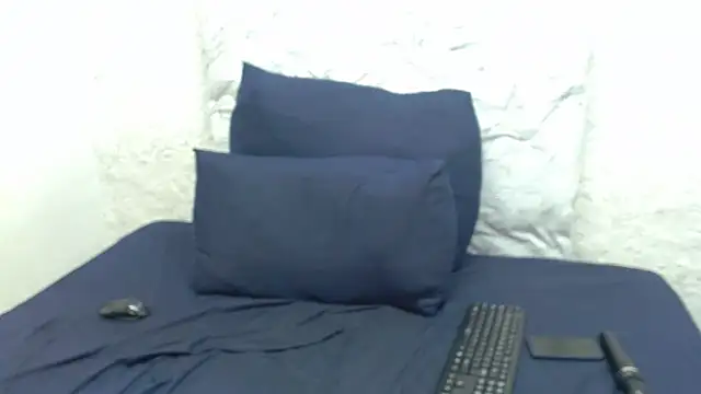 LolaTwerksXX online show from 8, 3, 2025