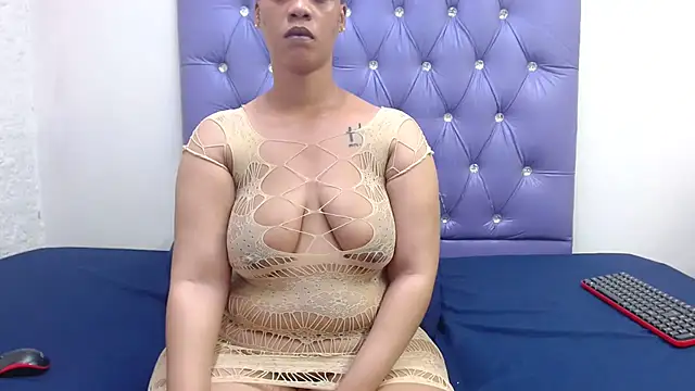 LolaTwerksXX online show from 8, 1, 2026