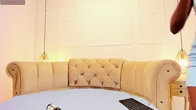 briannaduque online show from 2, 3, 2025