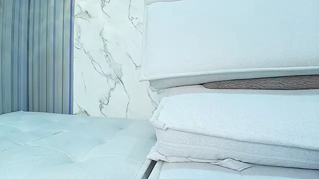 Franchesca De Luca online show from 23, 2, 2025