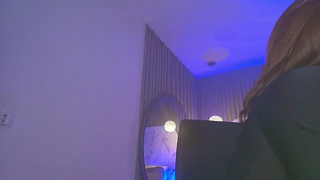 Franchesca De Luca online show from 25, 3, 2026