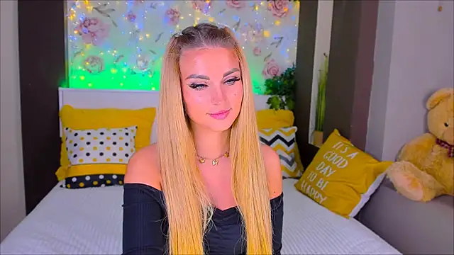 Snapshot of _UrLexxly chatting on 10, 2, 2025 UrLexxly online show from 10, 2, 2025