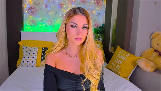 Snapshot of _UrLexxly chatting on 10, 2, 2025 UrLexxly online show from 10, 2, 2025