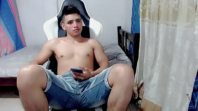 danilo302209 online show from 12, 3, 2025