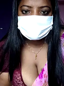 Snapshot of sheela28 chatting on 12, 12, 2024 sheela28 online show from 12, 12, 2024