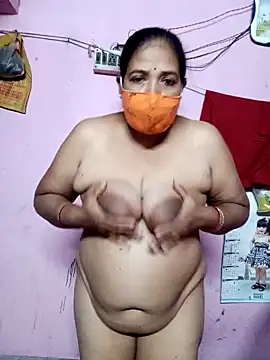 Snapshot of Hotty-rumi chatting on 4, 2, 2025 Hotty-rumi online show from 4, 2, 2025