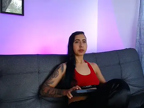 aria jhonsson online show from 4, 6, 2026