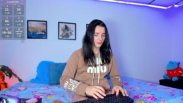 Snapshot of elafranco_ chatting on 4, 11, 2025 elafranco online show from 4, 11, 2025