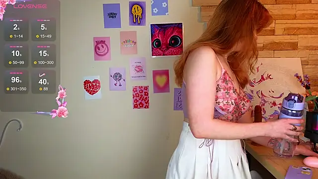 Penny Staaar online show from 12, 3, 2025