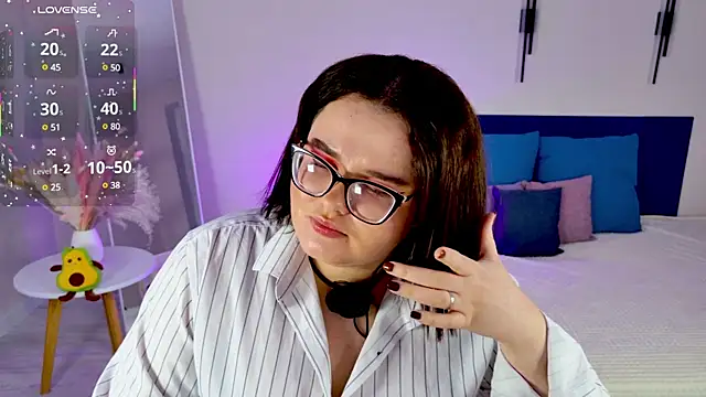 Jessica Joy online show from 1, 3, 2025