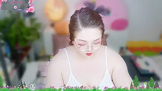 Weiwei5200 online show from 10, 11, 2025