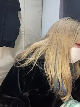 YUNA-yuna online show from 31, 12, 2024