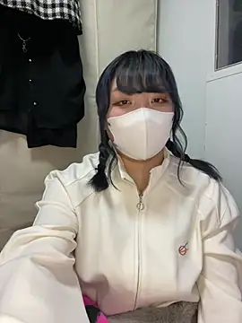 YUNA-yuna online show from 25, 1, 2025