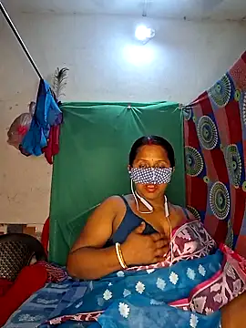 Snapshot of Real_Desi_Couple chatting on 9, 6, 2026 Real Desi Couple online show from 9, 6, 2026