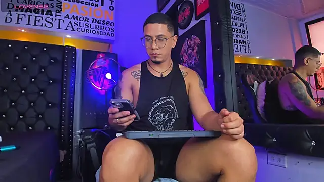 Snapshot of JoshMillerr_ chatting on 28, 5, 2026 JoshMillerr online show from 28, 5, 2026