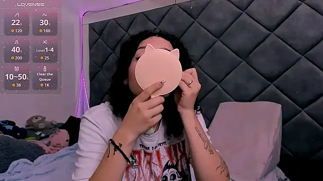 Nellyhills online show from 30, 11, 2025